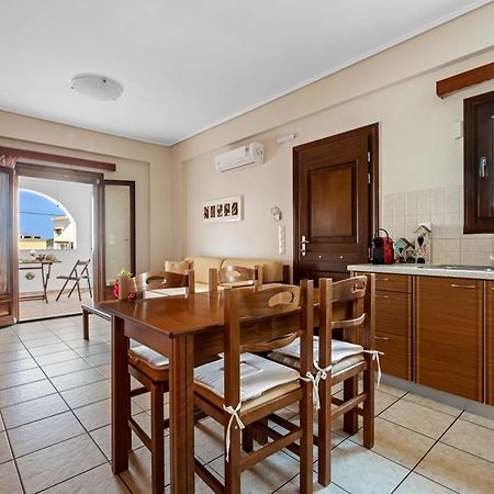 Spetses Center Comfy Apartment Kültér fotó